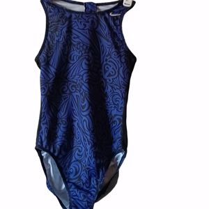 NIKE HIGH NECK SWIM SUIT M